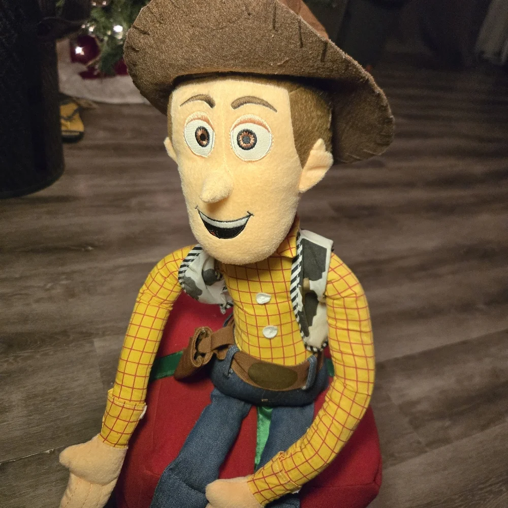 Gemmy woody plush